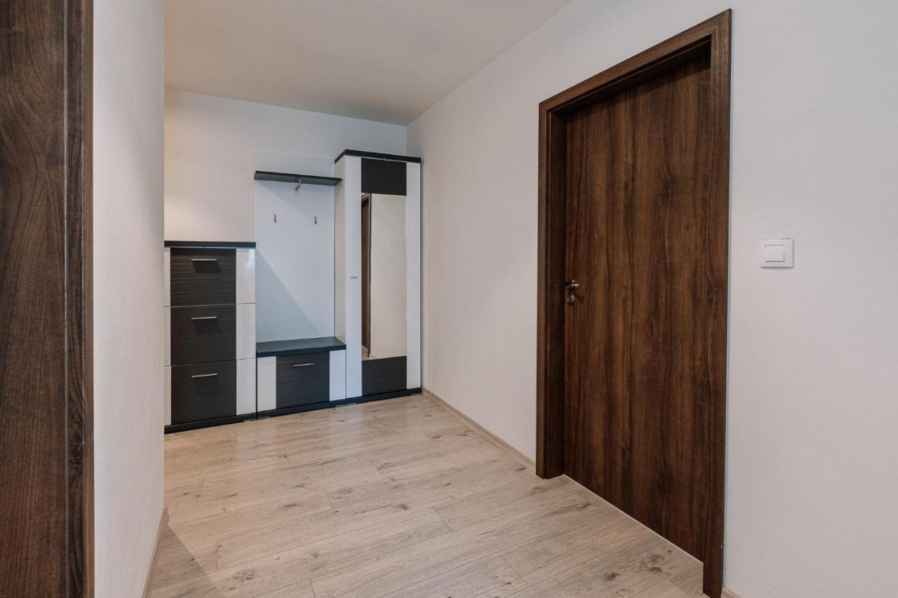 Skau 2 Old Town Family & Business Apartment 2 Floor Free Parking Bratislava Dış mekan fotoğraf