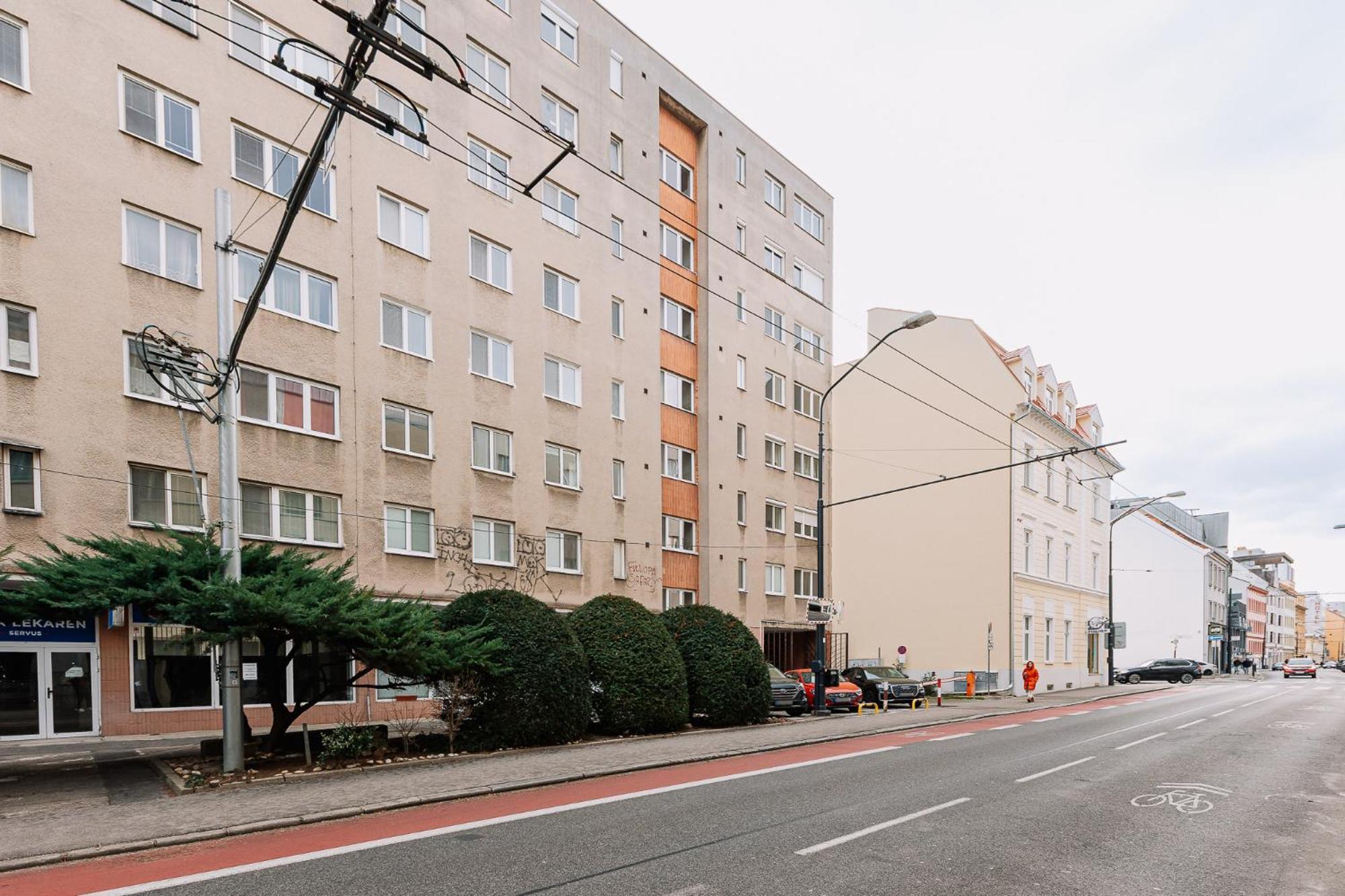 Skau 2 Old Town Family & Business Apartment 2 Floor Free Parking Bratislava Dış mekan fotoğraf