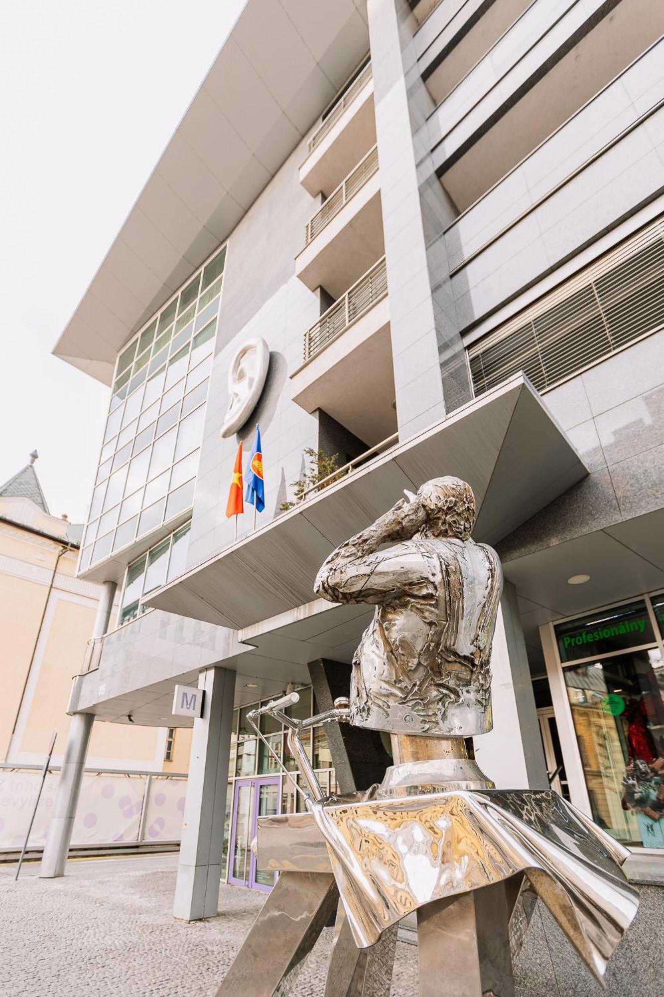 Skau 2 Old Town Family & Business Apartment 2 Floor Free Parking Bratislava Dış mekan fotoğraf